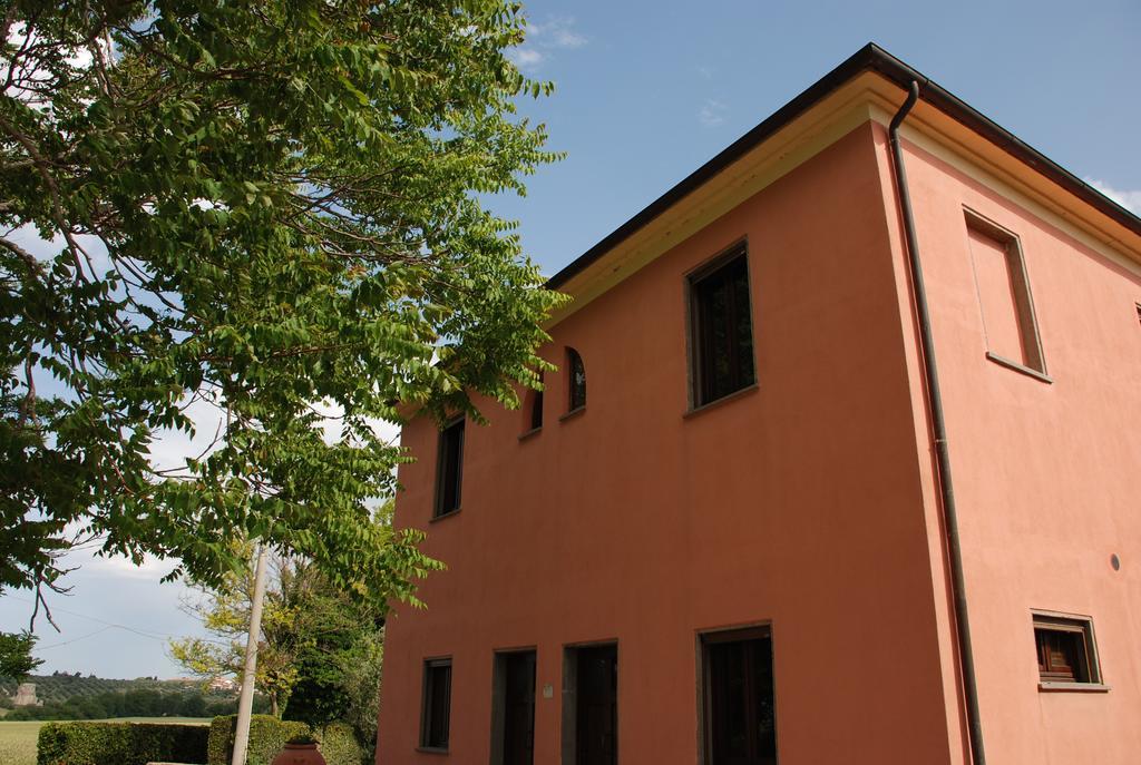 Гостевой дом Agriturismo Le Coccinelle Мальяно-ин-Тоскана Экстерьер фото